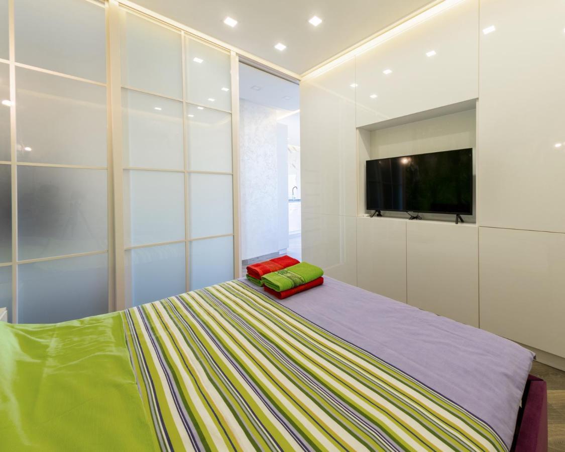 Arcadia Vip Apartments Sea View! Oldenburg Bagian luar foto
