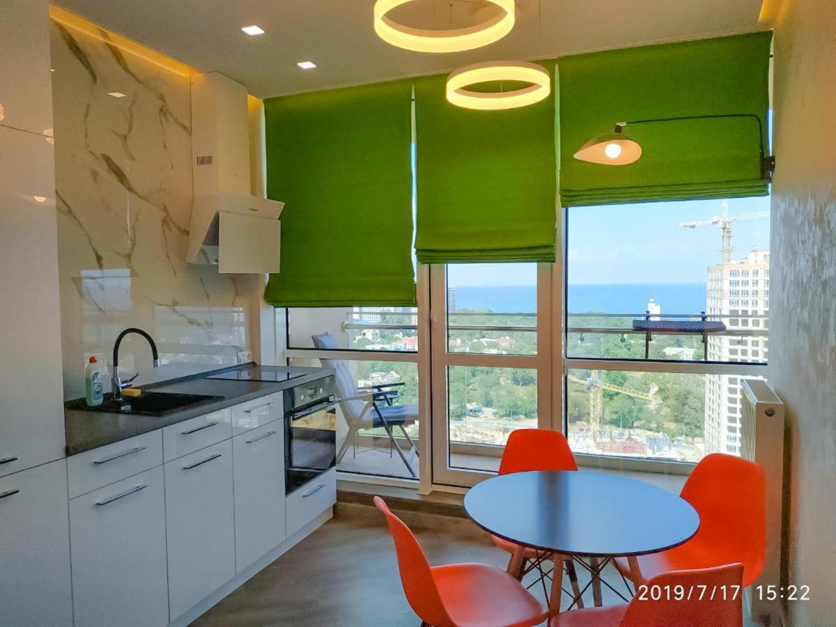 Arcadia Vip Apartments Sea View! Oldenburg Bagian luar foto